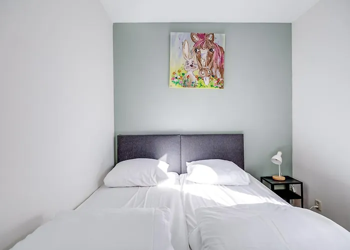 6 - Persoons Area 44 بيت للعطل *