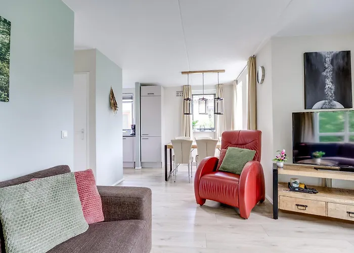 6 - Persoons Area 44 Tatil Evi