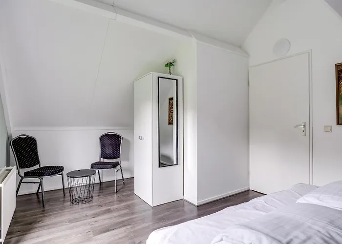 6 - Persoons Area 44